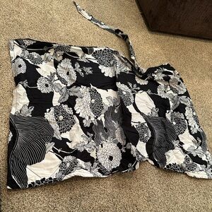 Bebe au Lait Hooter Hider